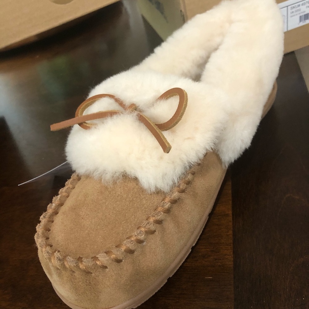 Lands End Women’s Shearling Moccasin Slippers